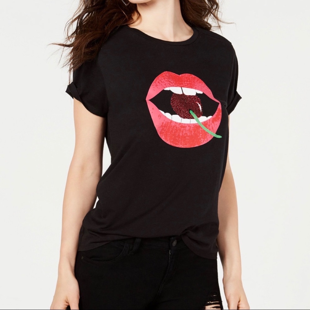 GUESS Cherry-Lips Graphic T-Shirt